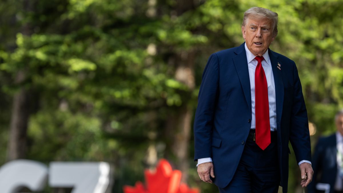 Trump popřel zprávy o plánu investic do civilní jaderné energetiky Íránu