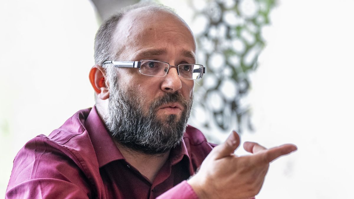 Za pozice na kandidátkách SOCDEM zaplatí, říká šéf Stačilo! Sterzik