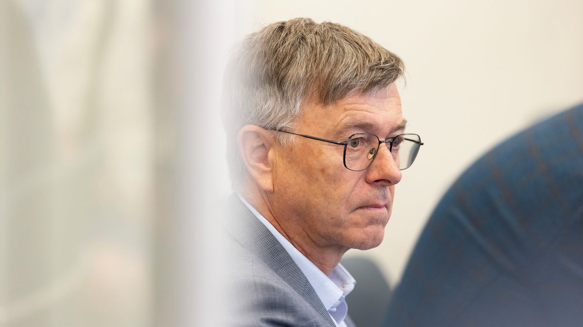 Šéf ČT napsal dopis poslancům. Zadal prověření všech významných smluv