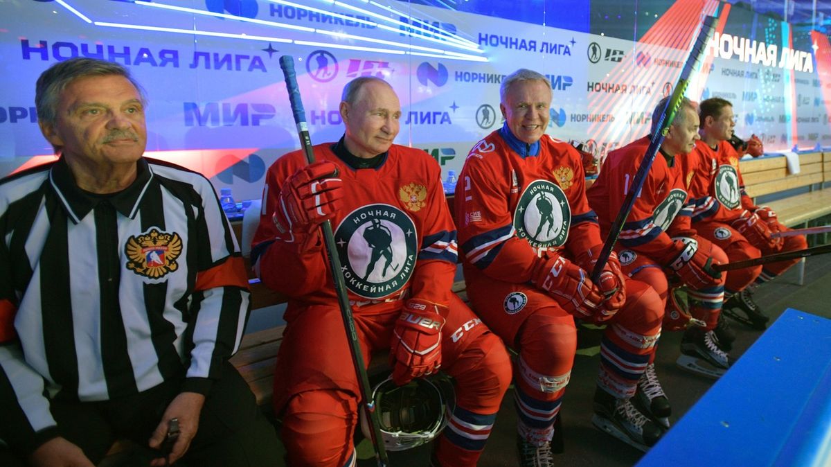 Bojkoty i propaganda. Rusové jsou šampioni v míchání sportu s politikou