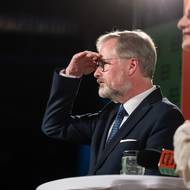 A tak premiér může očekávat dotazy z publika právě na tuto živou kauzu.