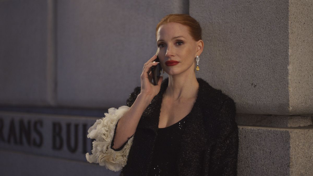 Jessica Chastain si vydržuje migranta. Film boří hranice
