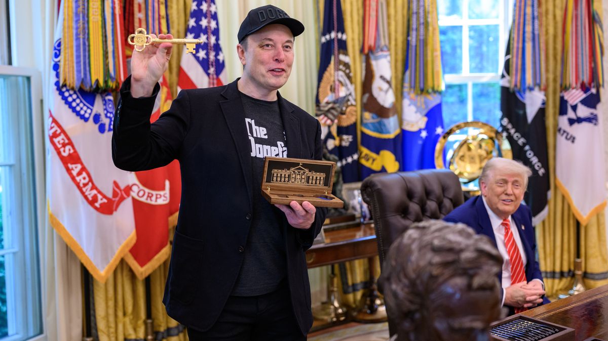 Brigáda pro stát? Zkusme to projednou jako Trump