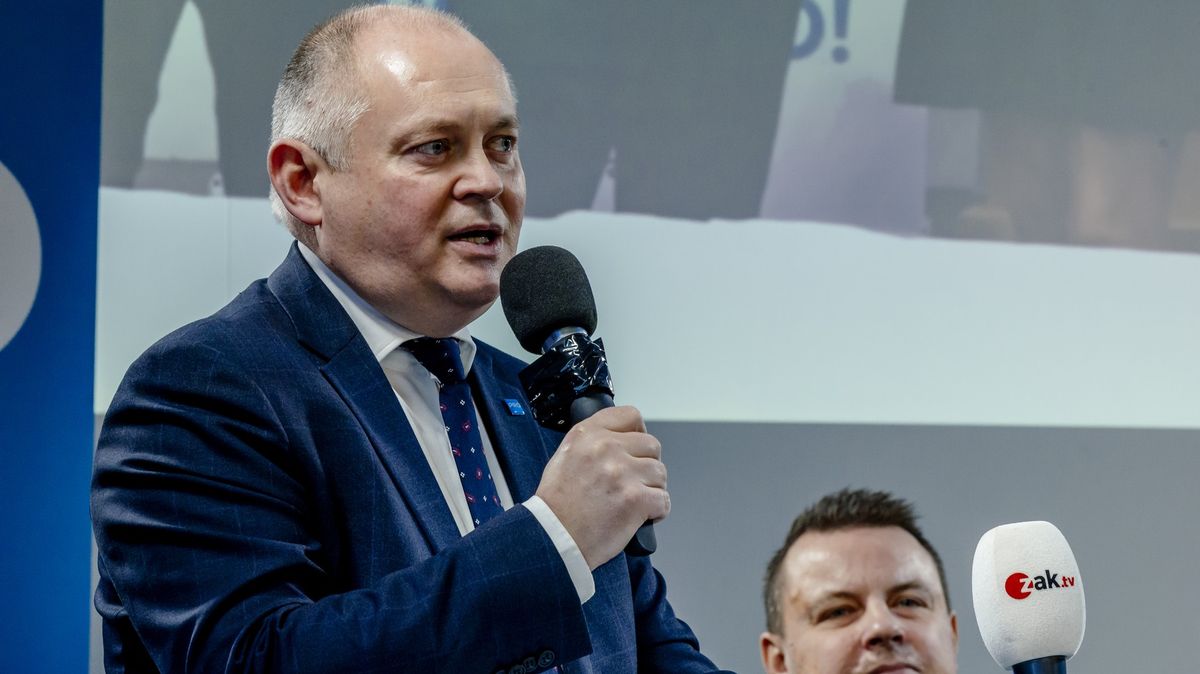 O budoucnost hnutí PRO pod Okamurou mám obavy, říká Michal Hašek