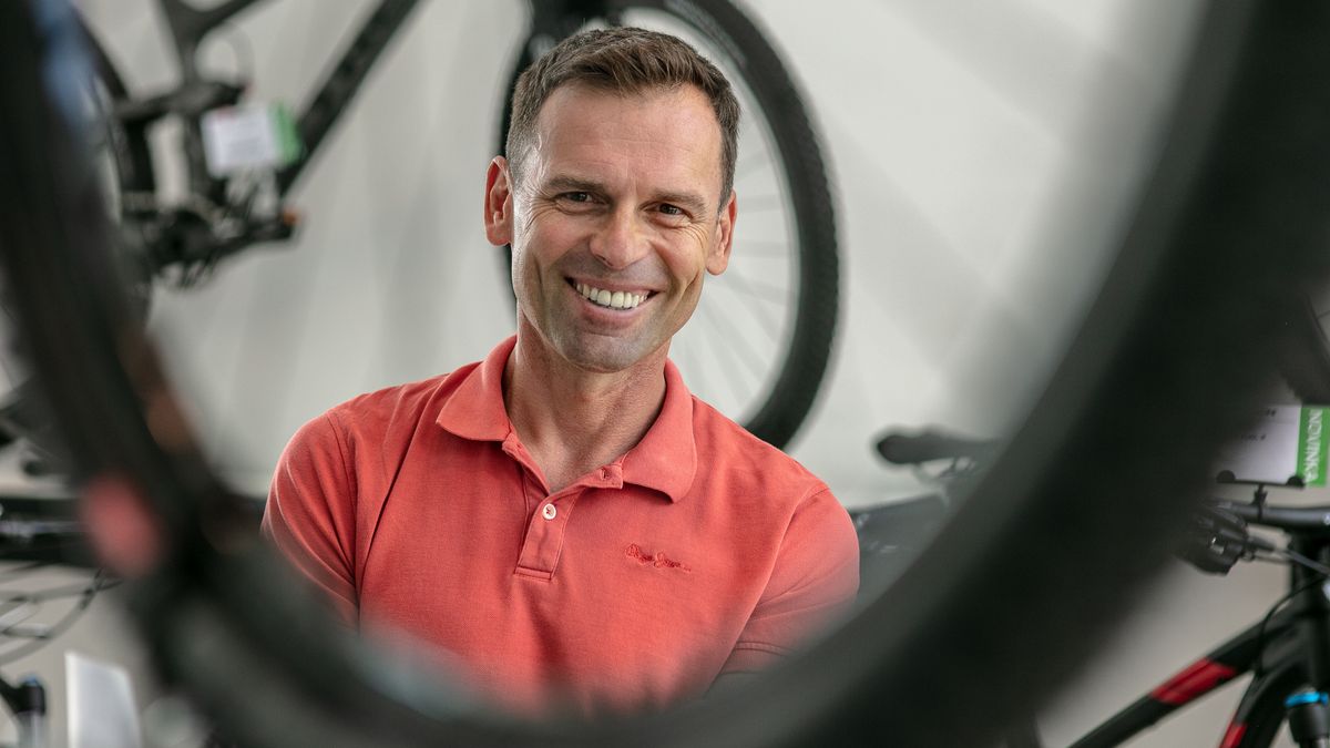 Urvi, co můžeš! A pak Svorada zvedal ruce na Tour de France