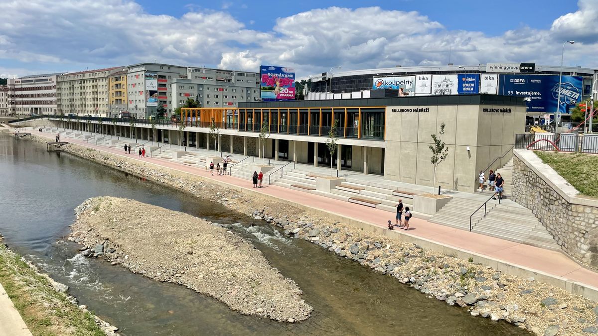 Milník „jak bourání hradeb.“ Brno má miliardovou náplavku, lidem chybí kafe