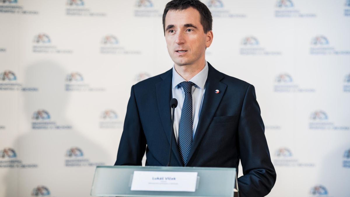 Kdo může za blackout v Česku? Ministr průmyslu odpovídá