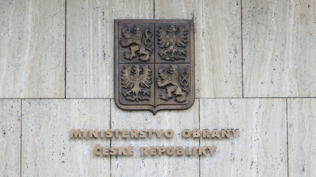 Exposlankyně Bursíková Jacques se stala ombudsmankou Ministerstva obrany
