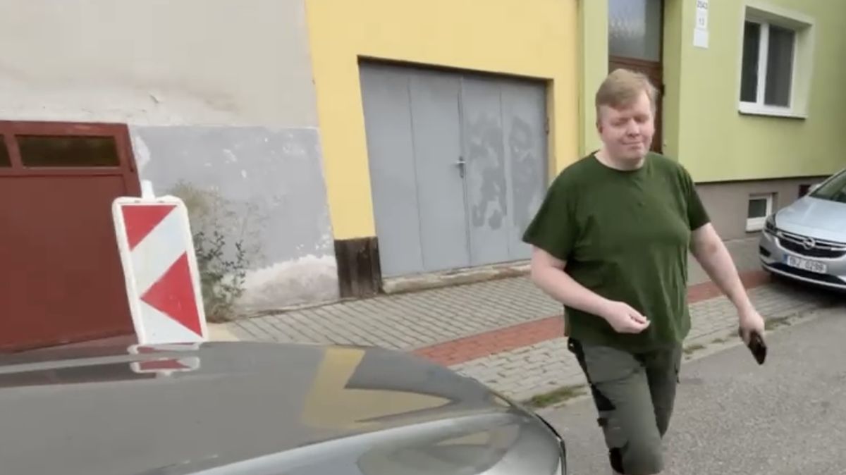 Hlavního aktéra bitcoinové kauzy poslal soud do vazby