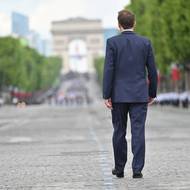 Prezident Emmanuel Macron na Champs Élysées, 14. července. 