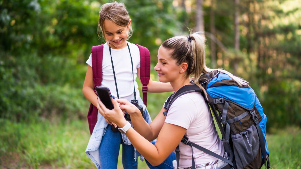Naplánuj výlet, rozpoznej hřib. Tipy, jak přimět děti využít mobil smysluplně