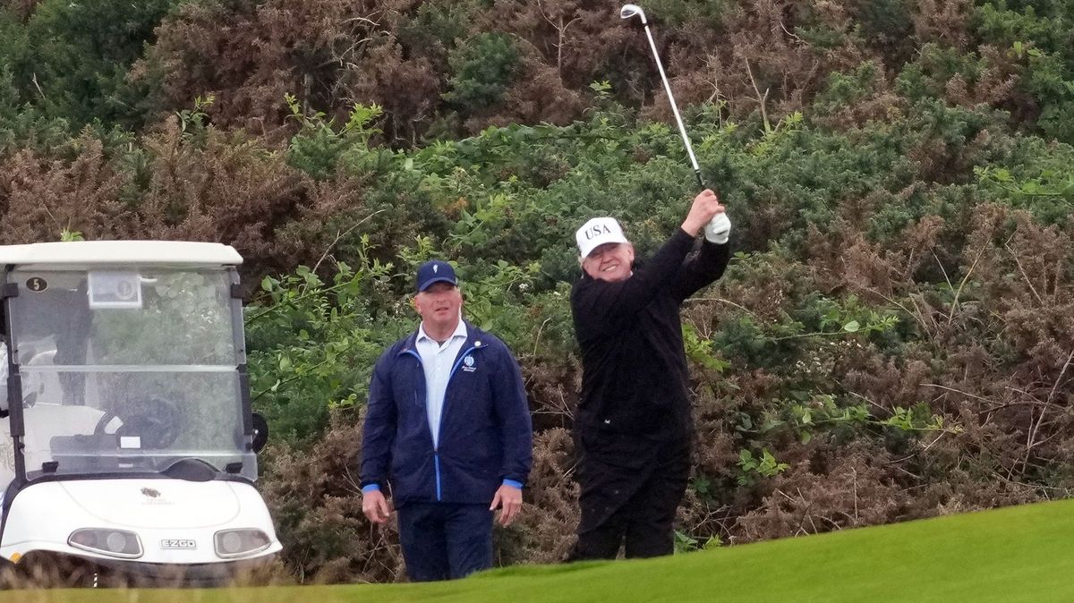 Golf je pro něj vším. Právě tam Trump soutěží, podniká i vyjednává