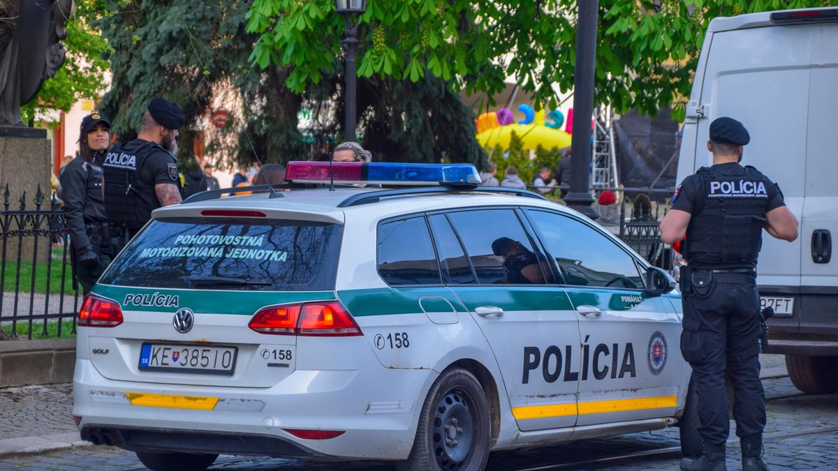 Exšéfa slovenského elitního útvaru zadrželi, propuštěn byl 150 kilometrů daleko