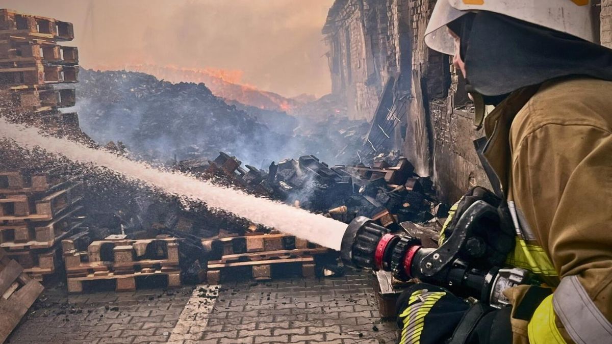 Ruský dronový útok na Charkov si vyžádal tři mrtvé, včetně malého chlapce
