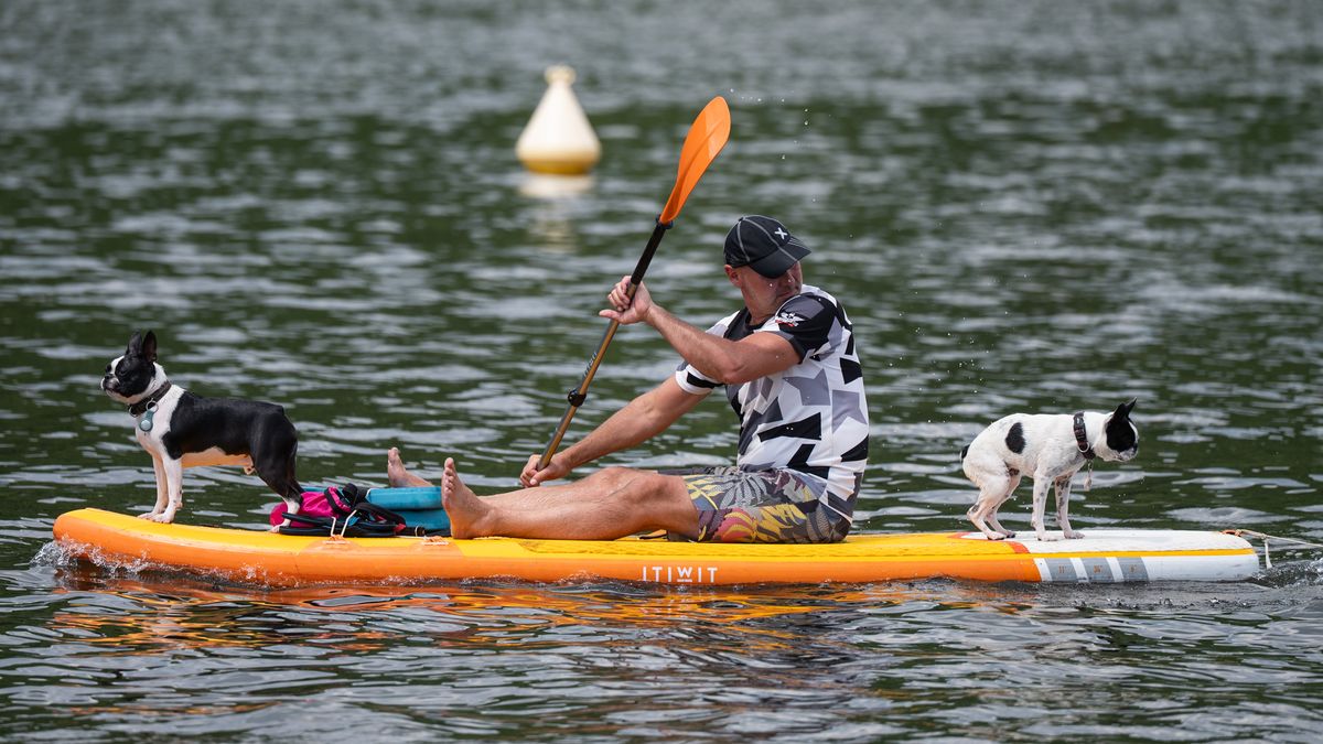 Letošní „chladné“ léto bylo ve skutečnosti 13. nejteplejší, ukazují data