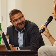 Dobrovský & Šídlo natáčeli poslední epizodu s Danou Huňátovou v Černínském paláci.
