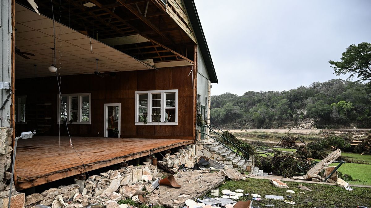 „Je mi líto, nedám to.“ Otec zemřel při záchraně rodiny před povodní v Texasu