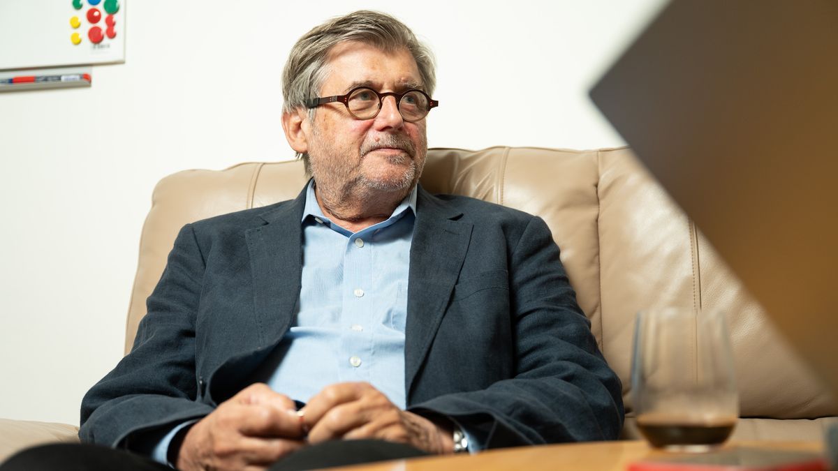 Měl objasňovat bitcoinovou aféru. Skončil za nejasných okolností