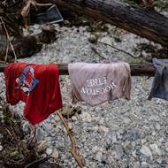 Později ji i spolubydlící evakuoval vrtulník poté, co se brodily vodou. „Tábor byl úplně zničený,“ řekla.
(Hunt, Texas, 6. července.)