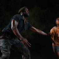 Mahershala Ali jako Duncan Kincaid a Audrina Miranda coby Isabella Delgado.