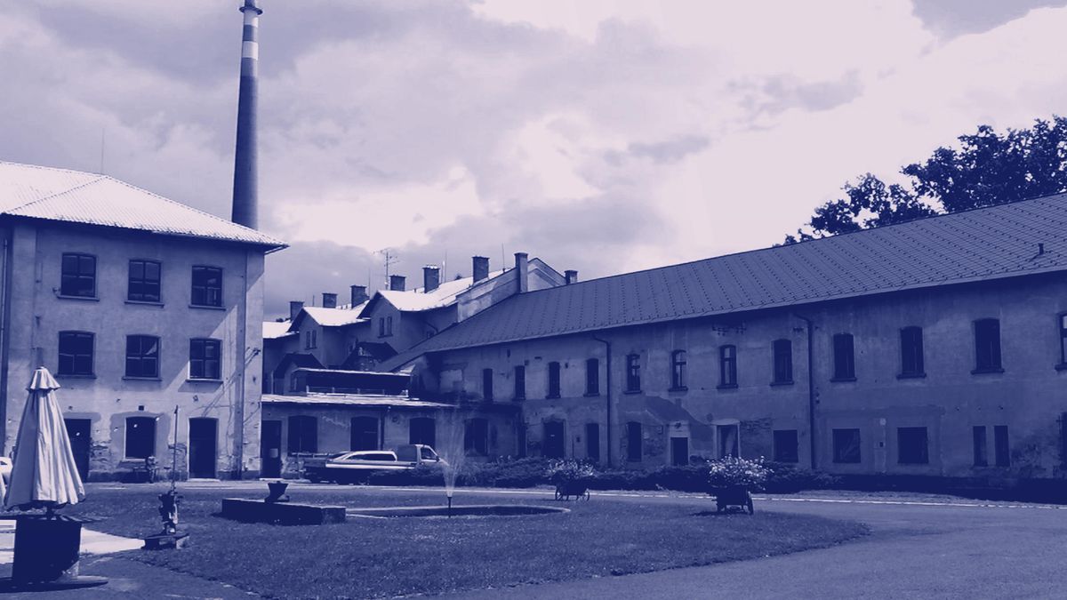 Z ruin textilky vzniká kulturní areál. Semilské Versailles ožívá