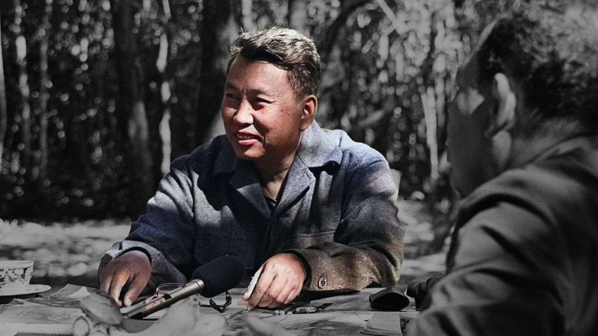 Tichý muž zabil čtvrtinu vlastního národa. Pol Potův režim vraždil i za nošení brýlí