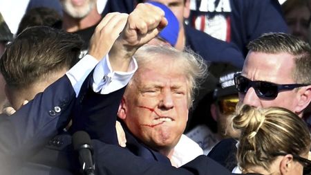 Atentátník na Trumpa vedl dvojí život