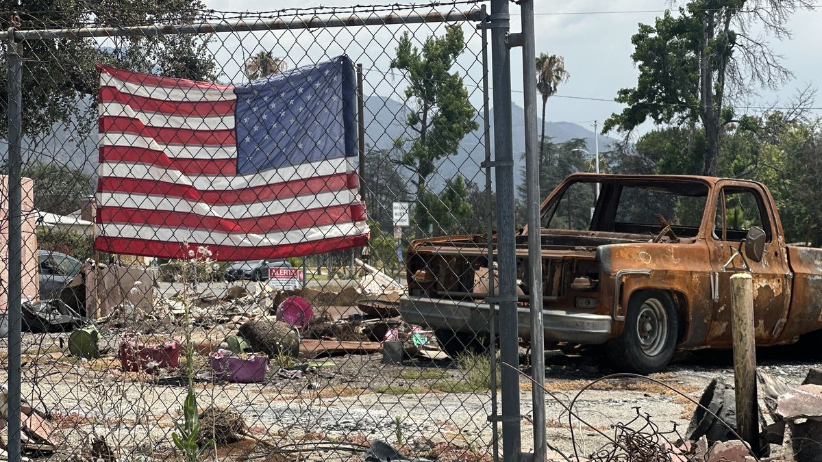 „Okradl“ hasiče a zachránil desítky bytů. On i Los Angeles se zas bojí požárů