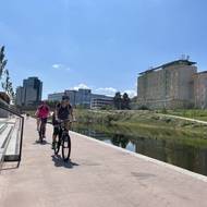 V této etapě vnizklo pět kilometrů stezek pro pěší a další tři kilometry jen pro cyklisty. 