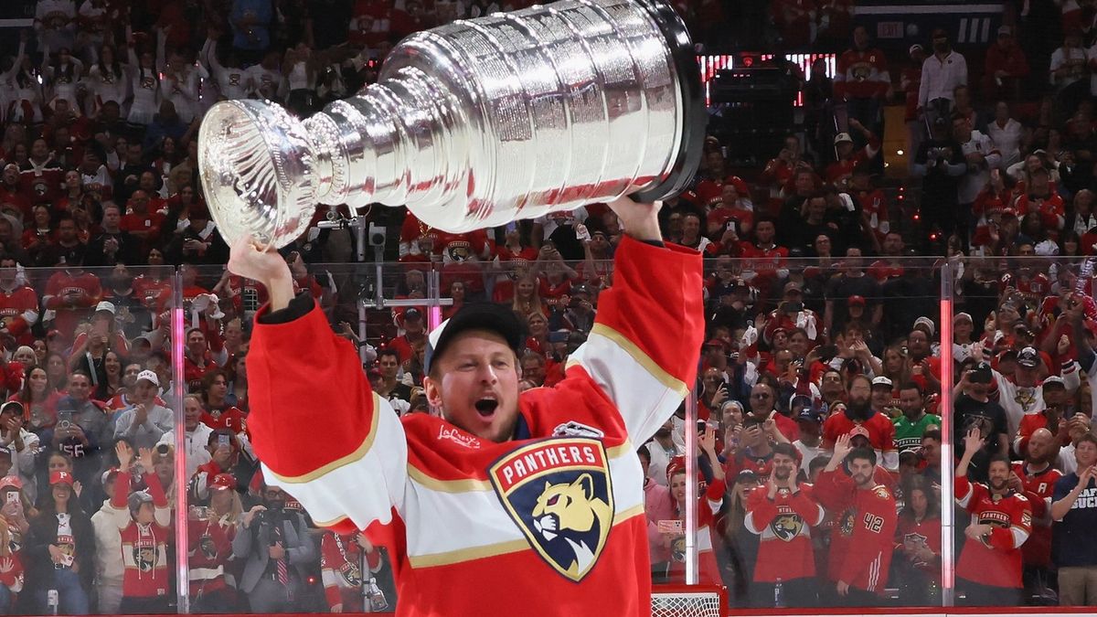 Ze dna NHL do ráje. Vaněček měl ve finále klíčovou roli, i když nechytal