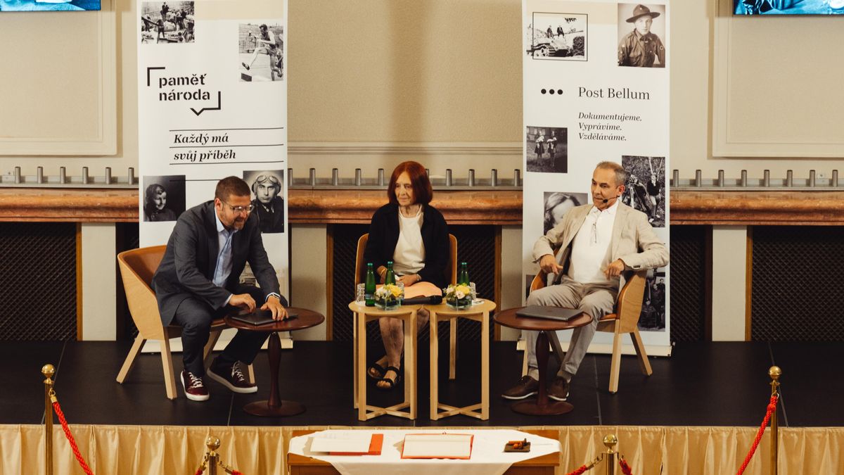 Dobrovský & Šídlo: Jak jsme vyzráli na Moskvu a rozpustili Varšavskou smlouvu