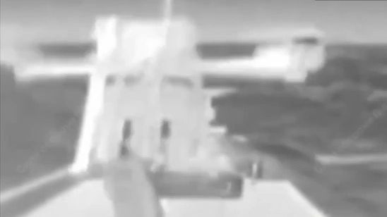 Video: Ukrajinci našli nové využití námořních dronů. Pomáhají při bombardování