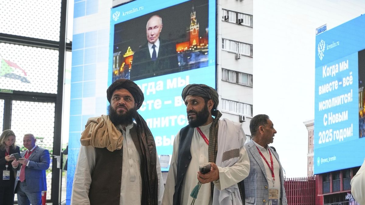 Vítězství pro Tálibán: Proč Rusko uznalo jeho vládu nad Afghánistánem