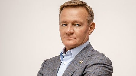 Taková zpronevěra je moc i na Rusko, říká expert ke smrti Putinova ministra
