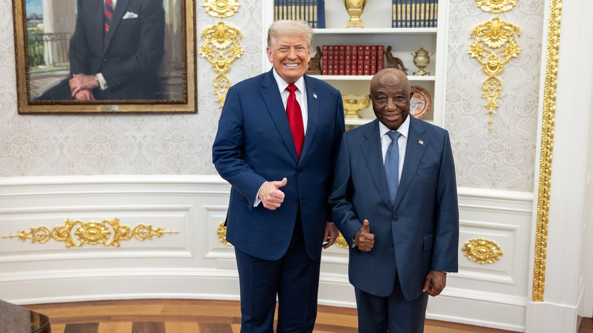 Trump chválil angličtinu prezidenta Libérie, je to přitom její oficiální jazyk
