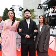 Delegace k filmu Karavan.