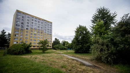 Nechtějí „Dubaj“ na sídlišti. Jsme Výškovice, ne Nížkovice, odmítá je politik