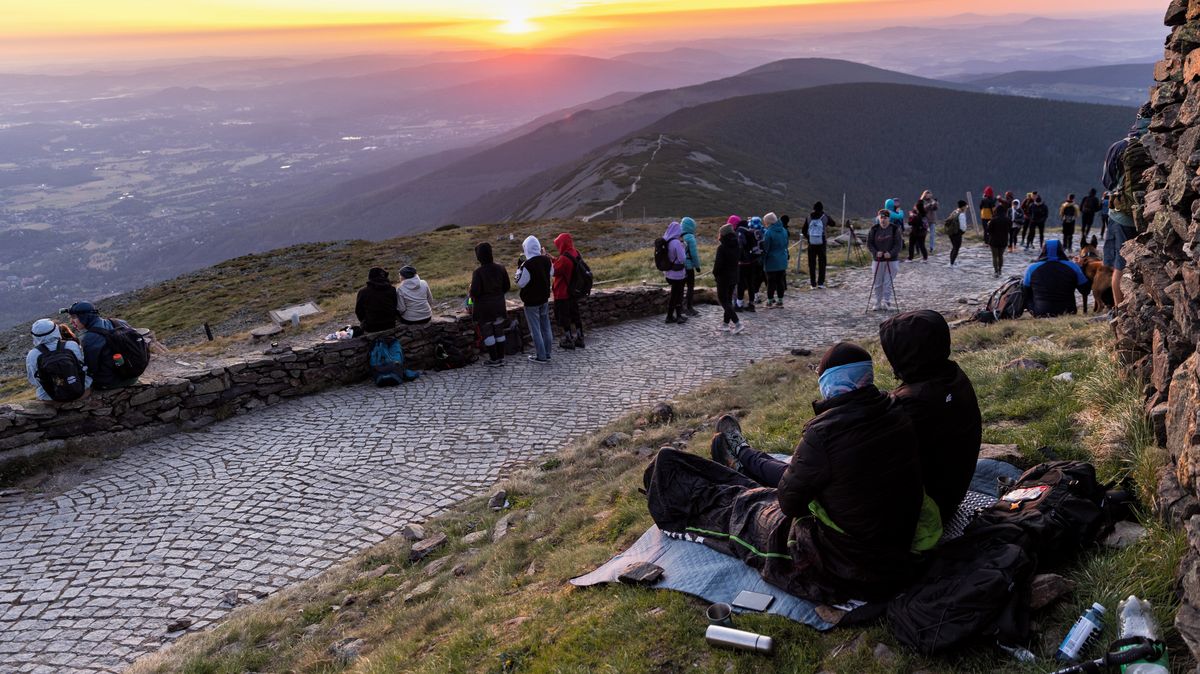 Favorit na šéfa KRNAP. Dva platy, sporná docházka i jízdy služebním autem