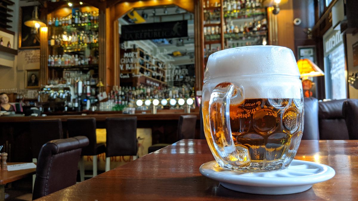 Trpký rok pro české sládky. Celníci hlásí propad vybrané daně z piva