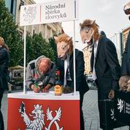 Aktuální projekt Kateřiny Šedé se jmenuje Národní sbírka zlozvyků.