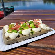 Vaflím tu říkají polsky - gofry.