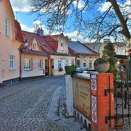 Zámecká ulice v historickém centru dnešní Karviné, dříve to bývalo samostatné město Fryštát.