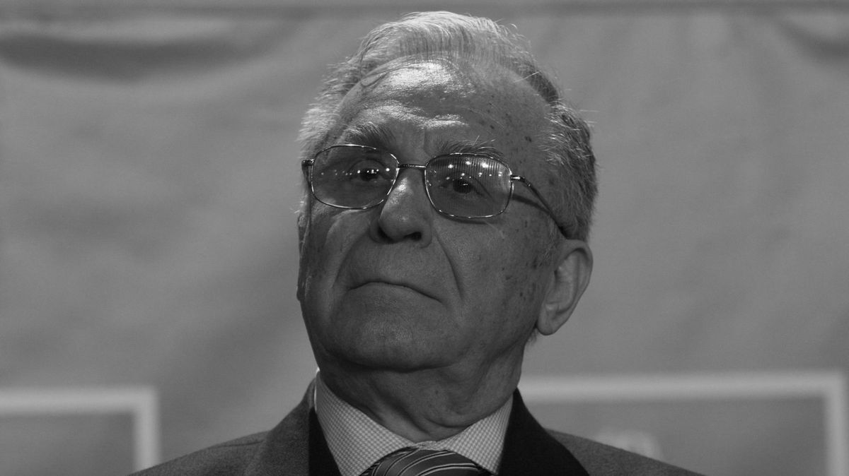 Zemřel bývalý rumunský prezident Iliescu, funkci zastával celkem 11 let
