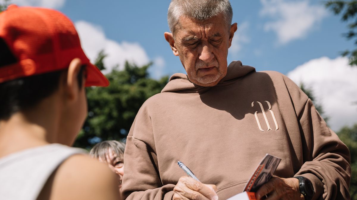 Babiš bude péct další bulky pro McDonald’s. Staví novou linku v Německu