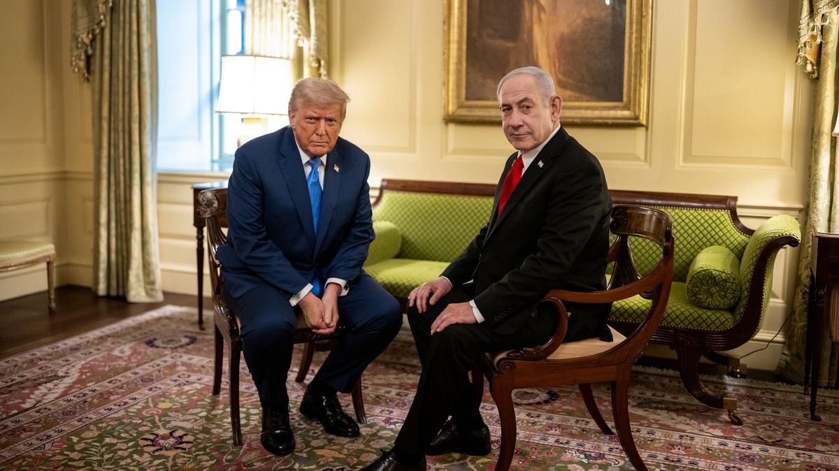 Trump považuje sebe i Netanjahua za válečného hrdinu