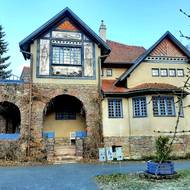 Jurkovičova vila (Jana Nečase č. 335/2).