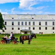 Zámecky park Boženy Němcové.