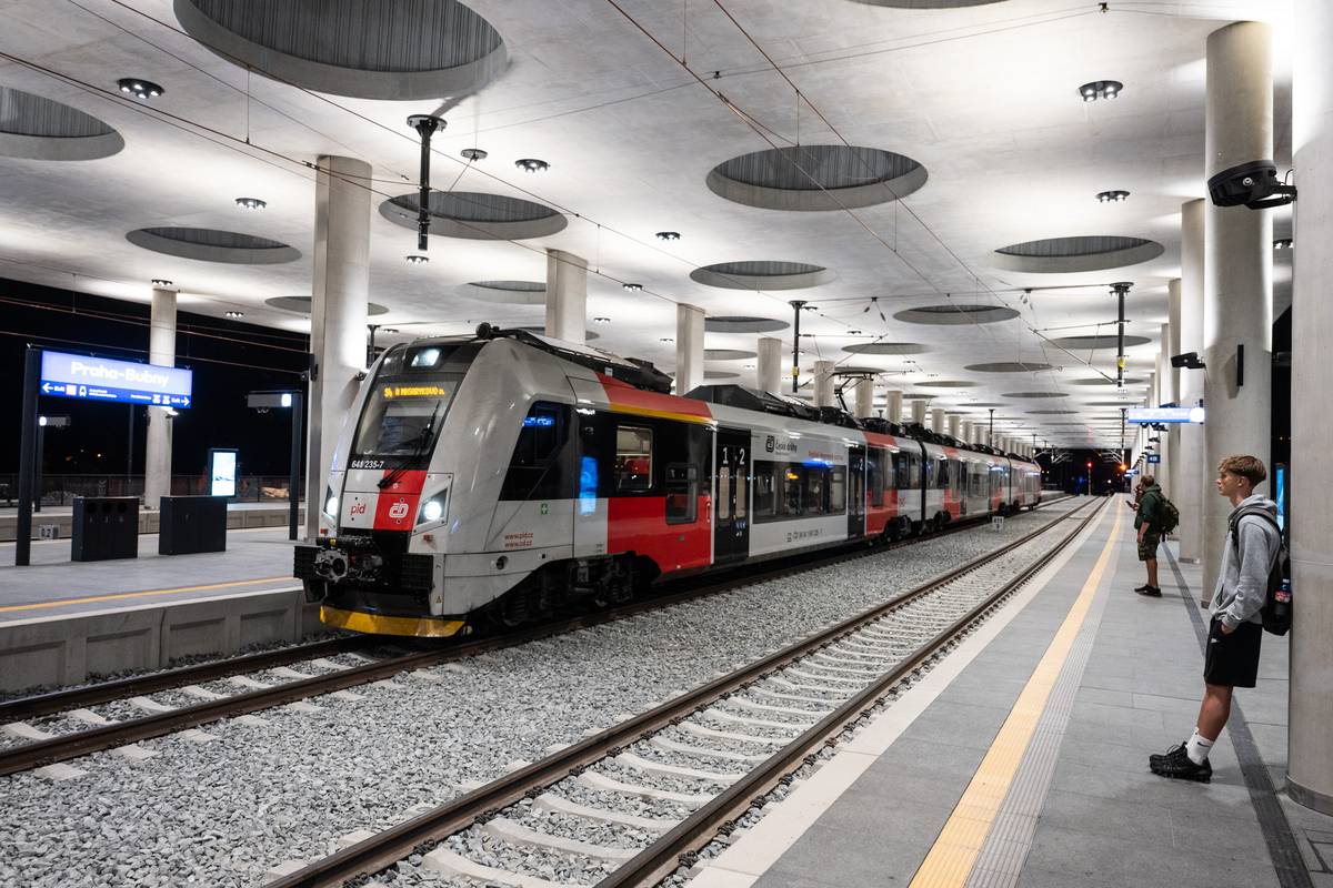 Podle generálního ředitele Správy železnic Jiřího Svobody šlo o technicky i organizačně mimořádně náročný projekt. Ocenil přitom i konstruktivní přístup místních obyvatel, s nimiž se podle něj podařilo najít shodu na některých detailech.