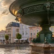 Kašna na Masarykové náměstí v Karviné.