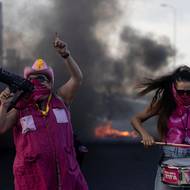 Dokument počítá s 60denním příměřím, předáním poloviny rukojmích a propuštěním některých palestinských vězňů.